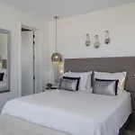 Villa Modern 4br With Pool & Sea Views