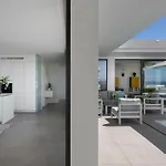 Modern 4br With Pool & Sea Views Villa
