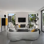 Villa Modern 4br With Pool & Sea Views