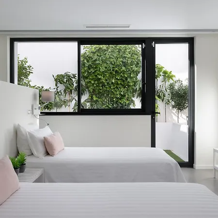 4-bedroom Modern With Sea View Willa *