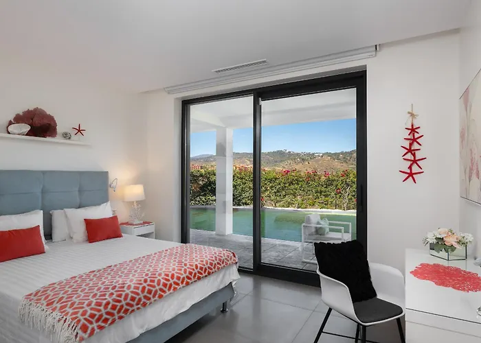 ヴィラ 4-bedroom Modern With Sea View マルベーリャ