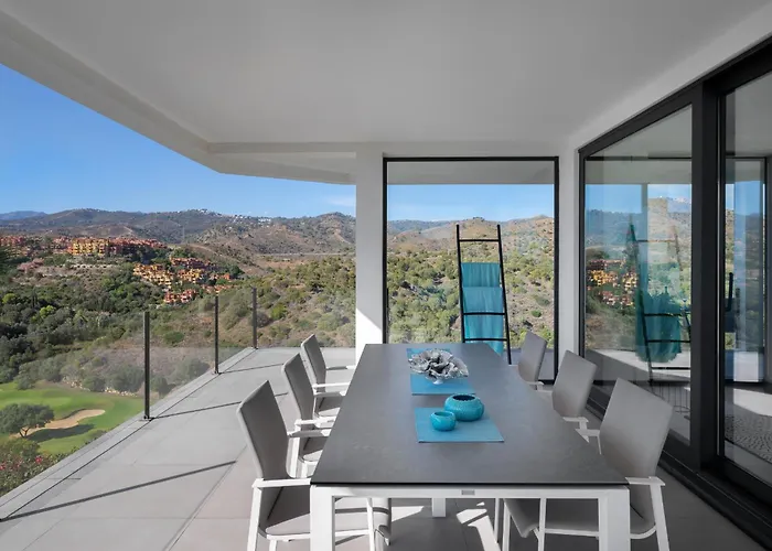 ヴィラ 4-bedroom Modern With Sea View マルベーリャ