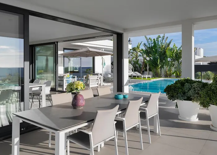 4-bedroom Modern With Sea View Marbella