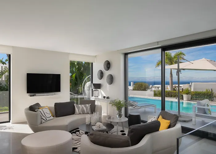 4-bedroom Modern With Sea View ヴィラ