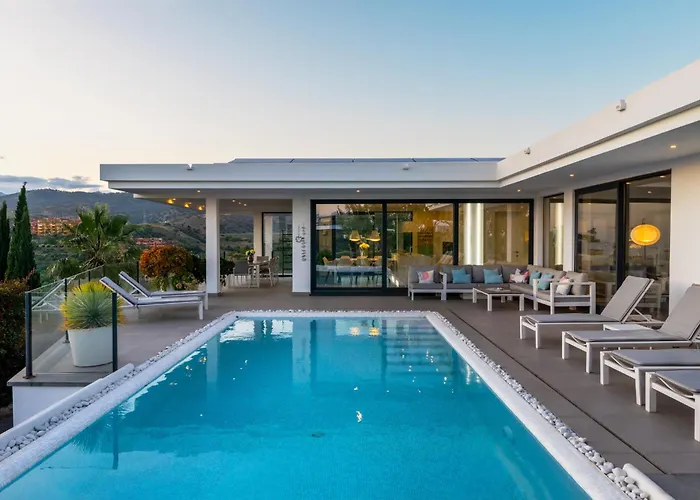 4-bedroom Modern With Sea View Marbella