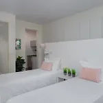 Modern 4br With Pool & Sea Views Marbella