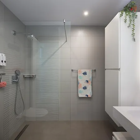 ヴィラ 4-Bedroom Modern Villa With Sea View
