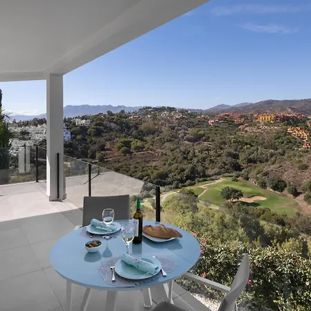 4-Bedroom Modern Villa With Sea View * マルベーリャ