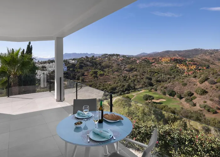 4-bedroom Modern With Sea View * 马尔韦利亚